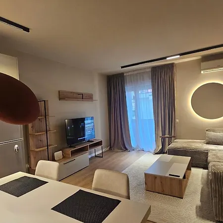 アパート Tam Skanderbeg Square One Bedroom W Veranda *