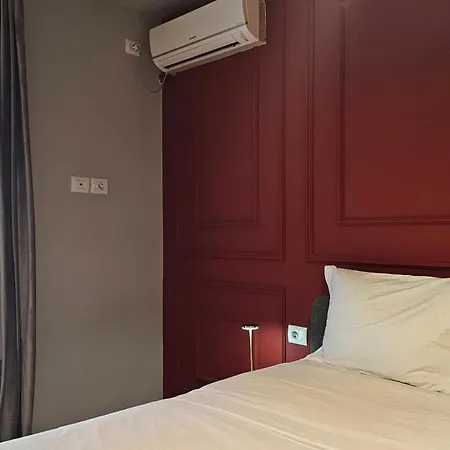 Appartamento Tam Skanderbeg Square One Bedroom W Veranda