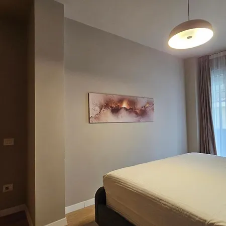 Tam Skanderbeg Square One Bedroom W Veranda *