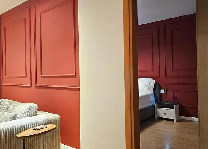 Tam Skanderbeg Square One Bedroom W Veranda アパート